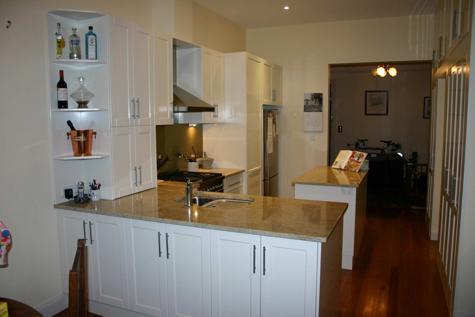 Kitchen Cabinet Restoration Perth : Kitchen cabinets and benchtop